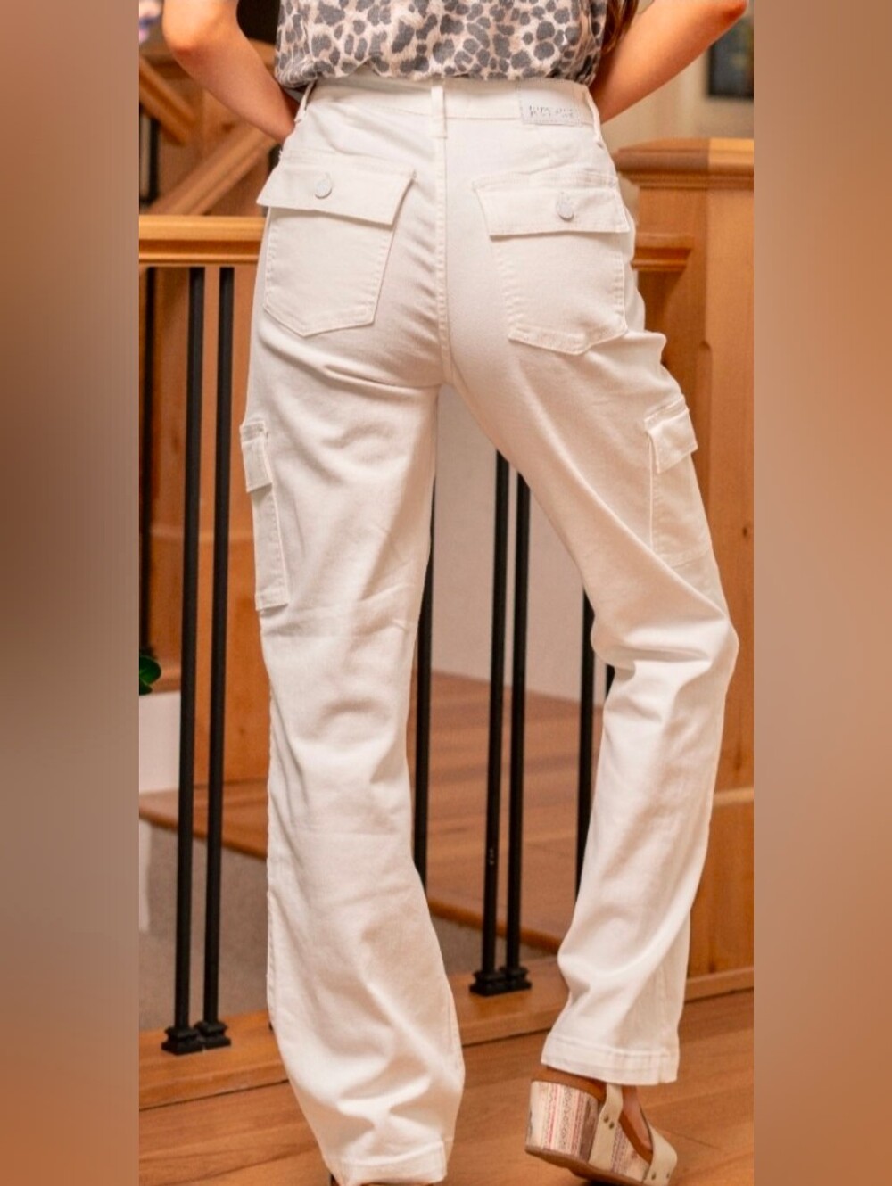 Judy Blue White Cargo Utility Straight Leg Pant/Jeans Size 13/31 JB88796 - Picture 3 of 11